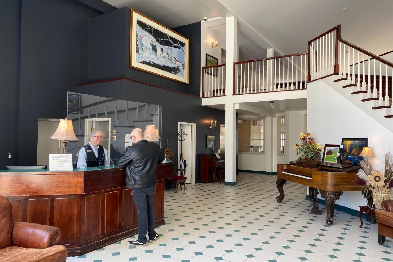 Auberge De La Montagne Coupee Saint Jean De Matha Eksteriør bilde